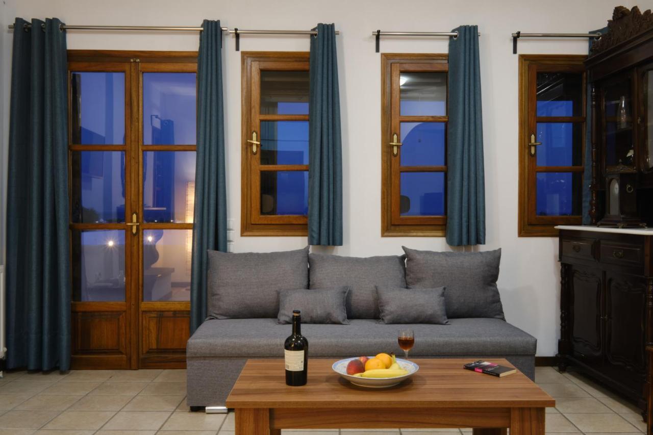 Private Villa Evgenia With Swimming Pool Perissa  Exterior photo