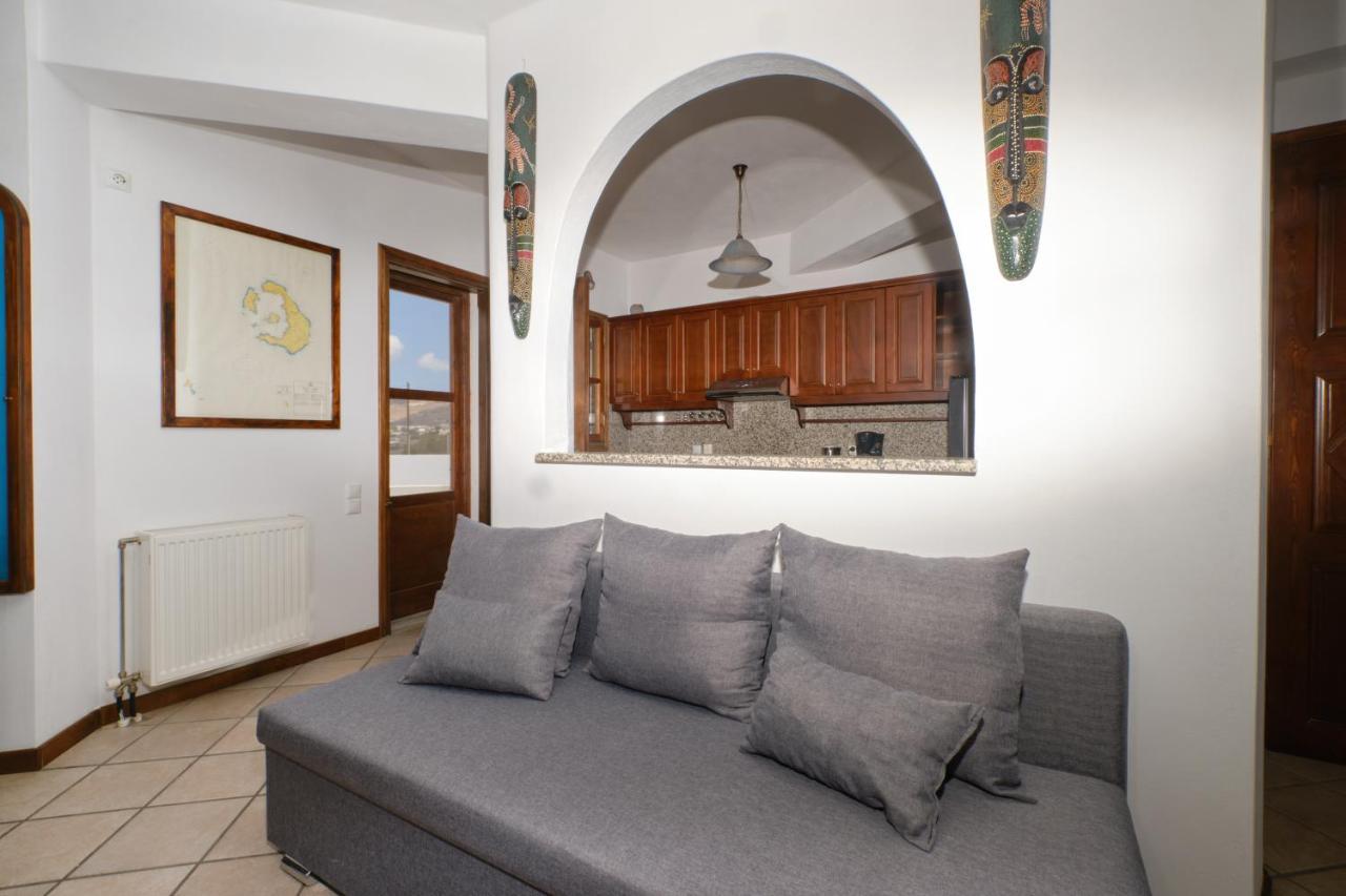 Private Villa Evgenia With Swimming Pool Perissa  Exterior photo